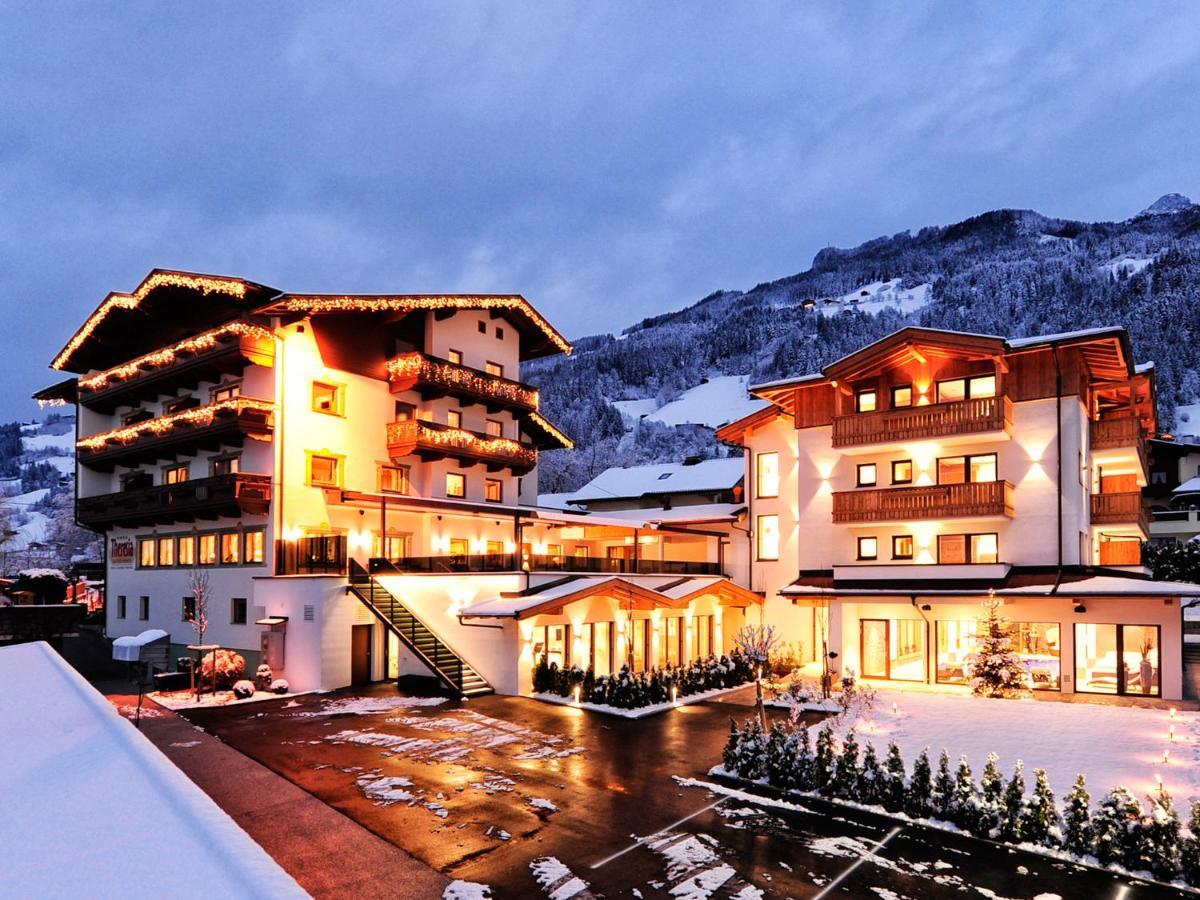 Hotel Theresia 람자우 임 질러탈 외부 사진
