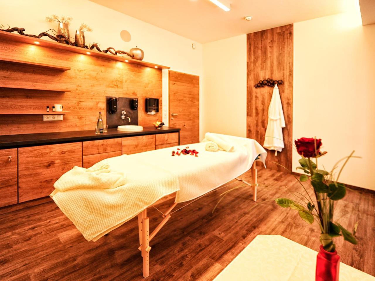Hotel Theresia 람자우 임 질러탈 외부 사진